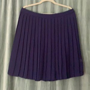 Banana Republic navy pleated skirt